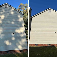 Expert-House-Washing-in-Greer-SC-Soft-Wash-Siding-Cleaning-Foothills-Hydro-Wash-LLC 1