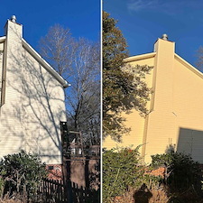 House-Washing-in-Greenville-SC-Stunning-Before-After-Results 2